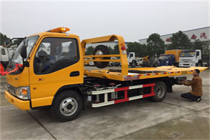 闽侯哪里有拖车服务